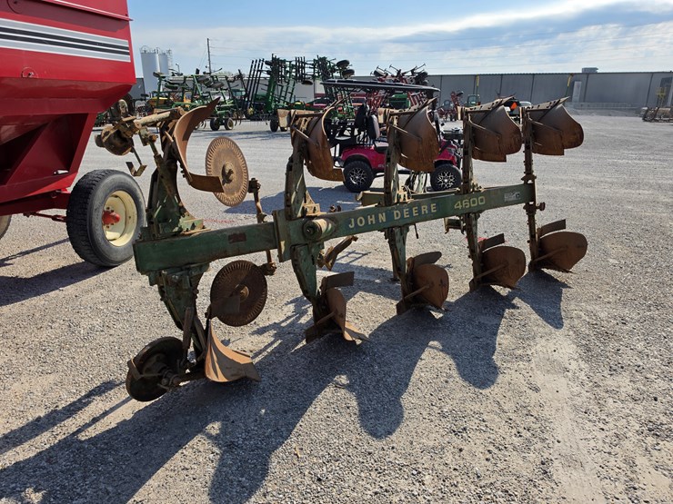john-deere-4600-image-5