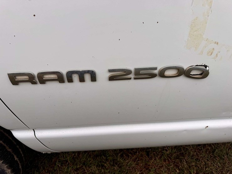 2004-dodge-ram-2500-image-26