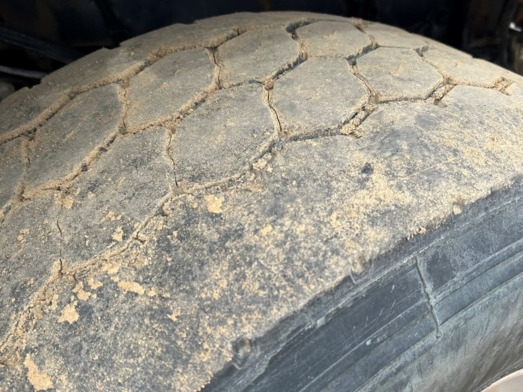 2006-caterpillar-c15-image-105