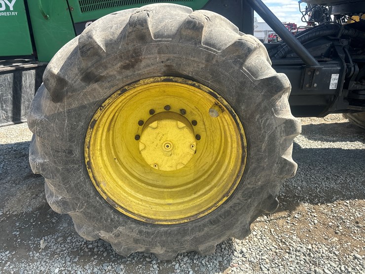 2011-deere-1270e-image-87