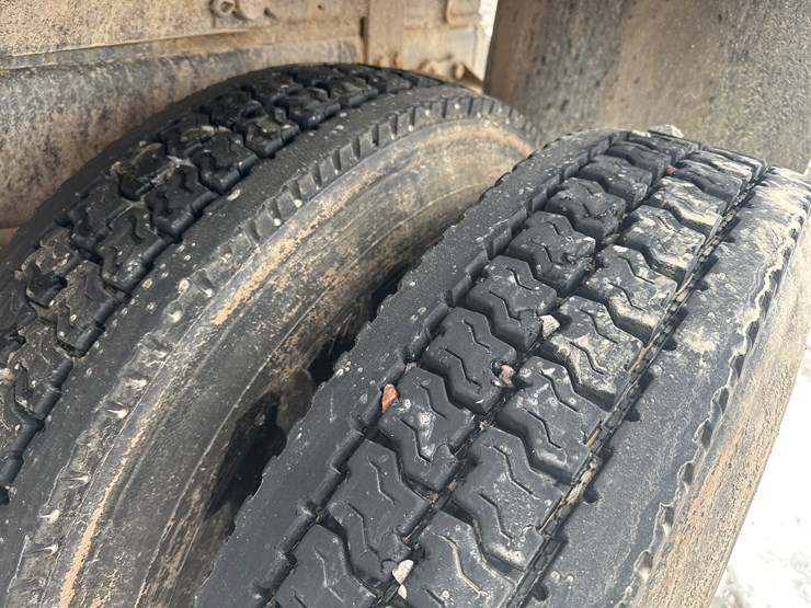 1997-massey-ferguson-8-image-68