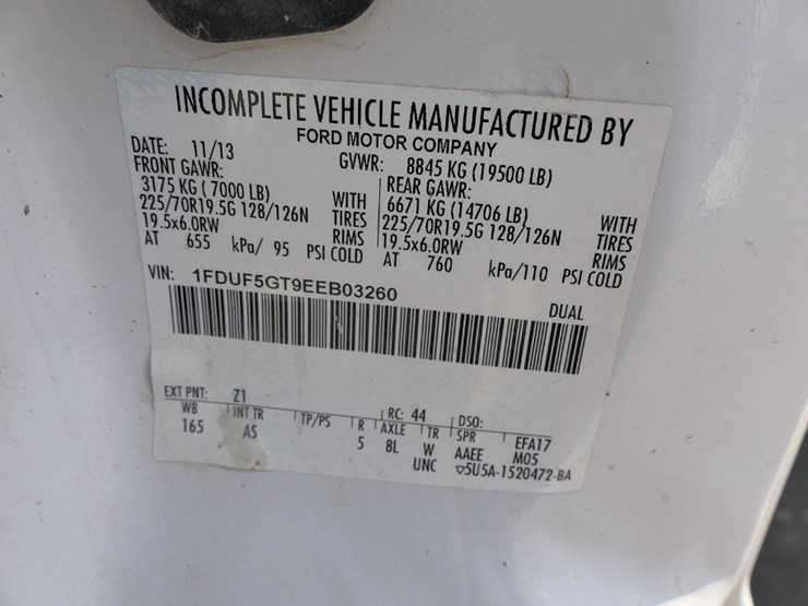 2014-ford-f550-image-8