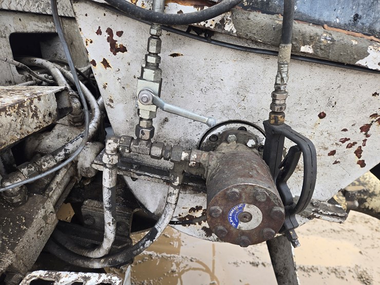 massey-ferguson-8-image-43