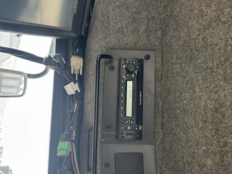 1993-ford-876-image-127