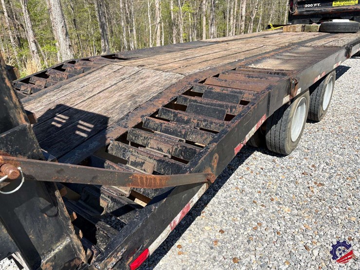 1998-cherokee-r20-20+5-dual-t/a-tag-trailer-image-28