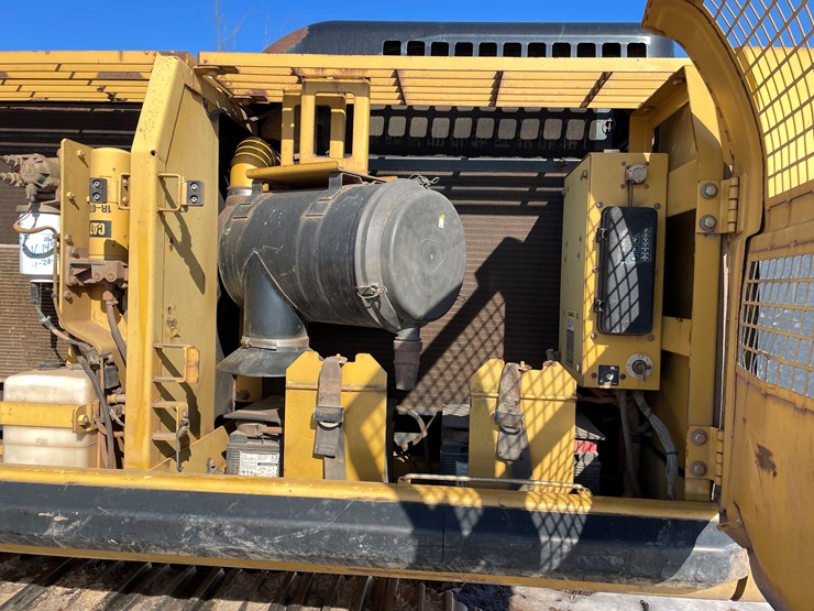 caterpillar-330c-image-19