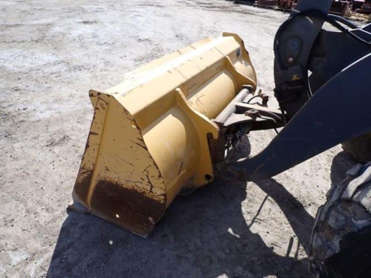 2011-deere-304j-image-21