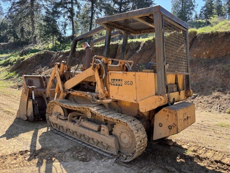 1973-case-850-image-3