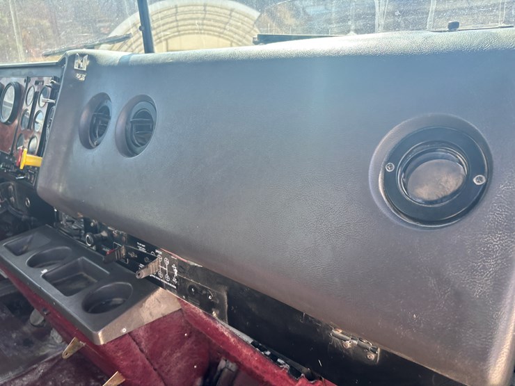 1994-international-9400-image-36