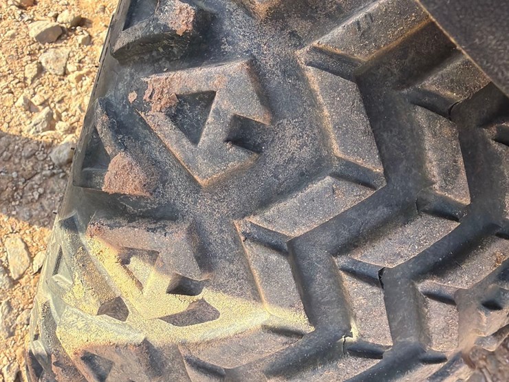 2019-club-car-carryall-1700-image-9