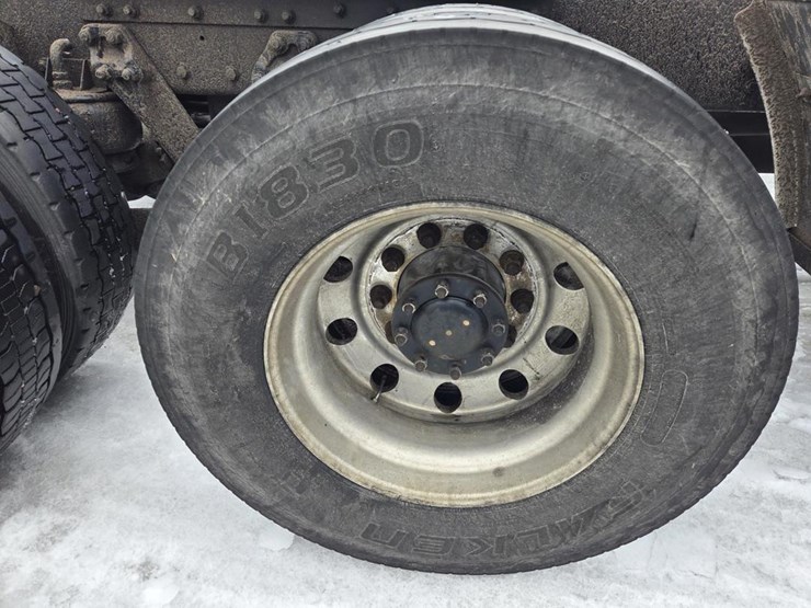 2003-kenworth-t800-image-79