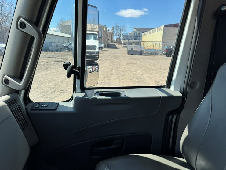 2018-international-4000-image-42