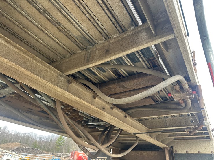 2008-massey-ferguson-8-image-18