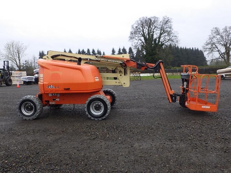 2015-jlg-450aj-image-4