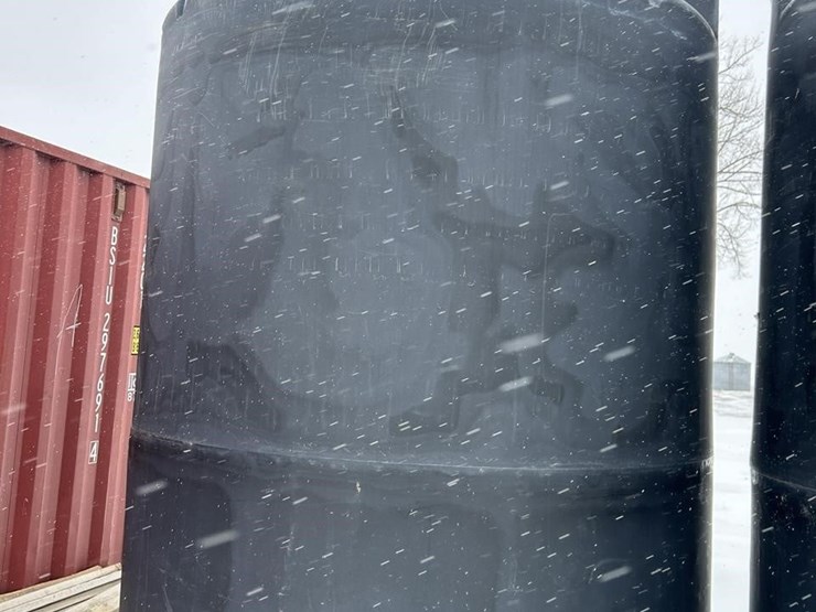 3000-gallon-water-tank-2483-image-2