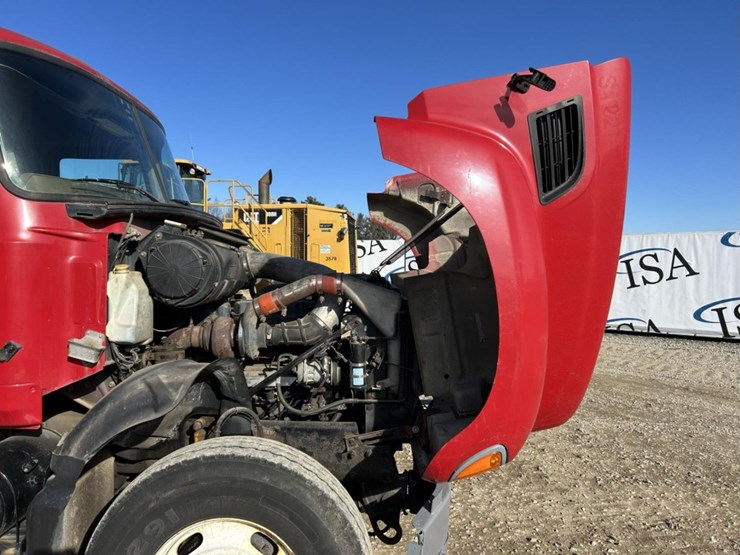 2003-massey-ferguson-8-image-40