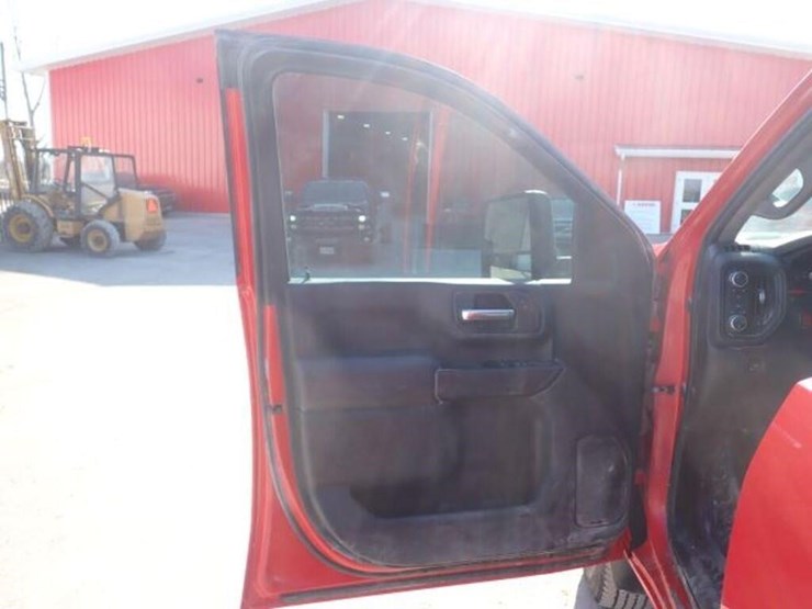 2022-chevrolet-2500hd-image-20