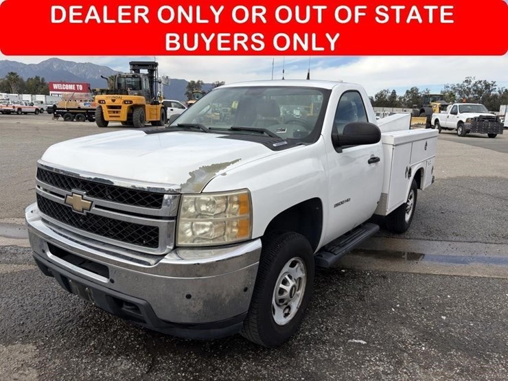 2011-chevrolet-2500-image-1