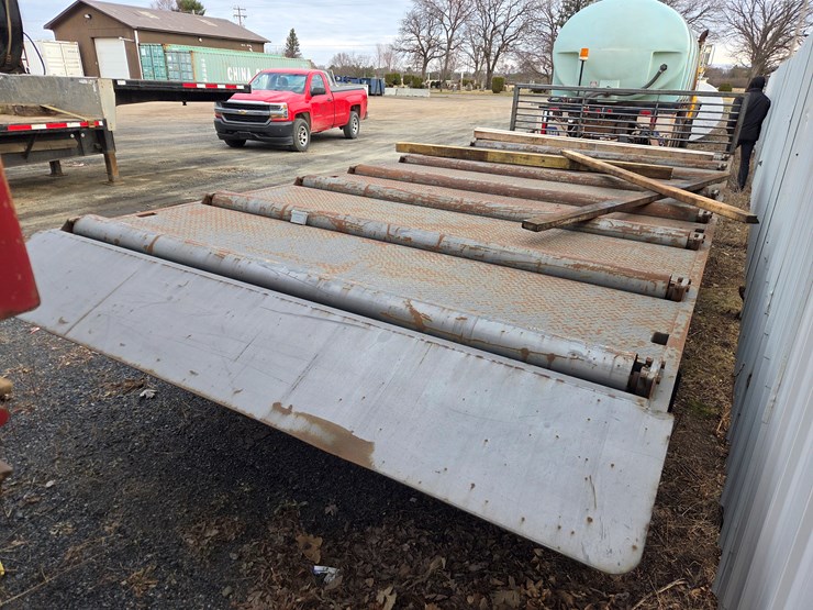 #2358-•-2006-iron-steer-8r20hdi-roll-off-trailer-image-4