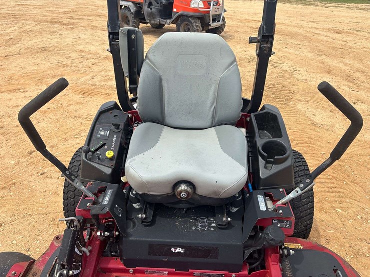 2017-toro-"300-series"-60"-zero-turn-mower-(1,441-hours)-image-7