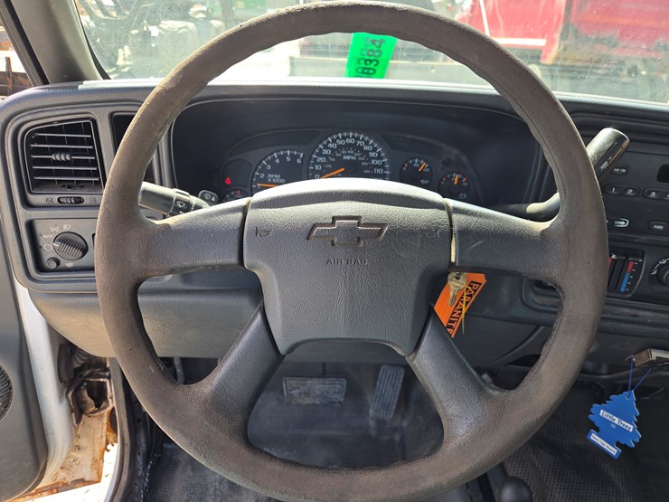 2003-chevrolet-3500-image-46