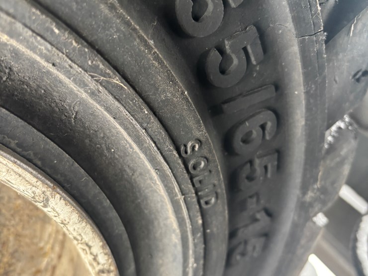 #1869-•-2012-combilift-cl-8011-multi-directional-forklift-image-64