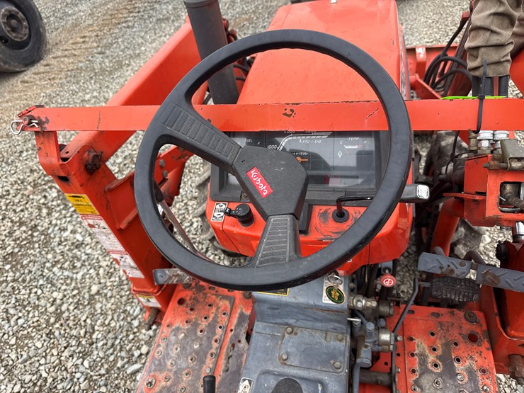 kubota-b2150-image-32