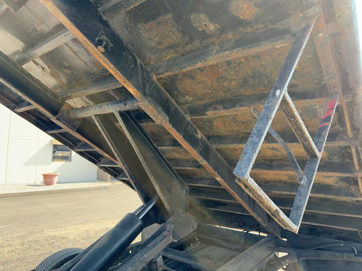 2015-ford-f350-xl-image-14