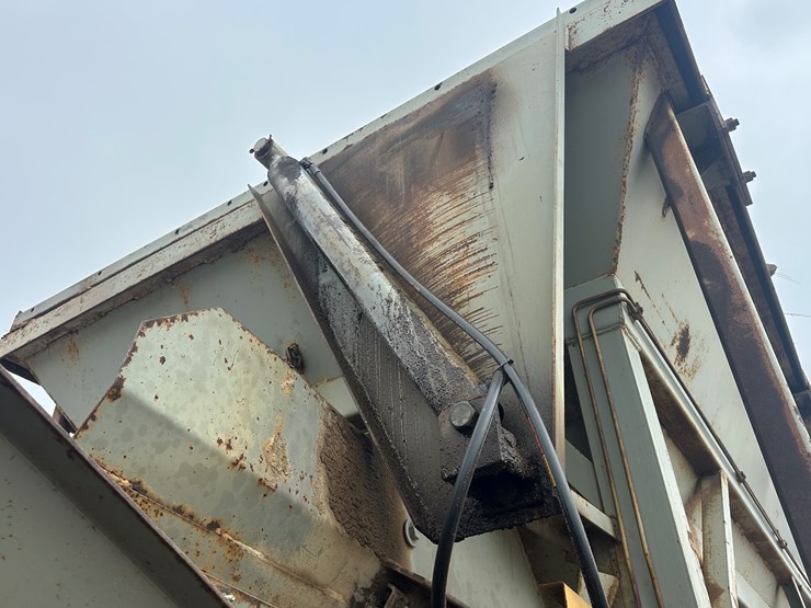 massey-ferguson-8-image-20