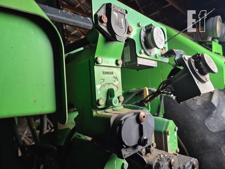 1992-john-deere-8960-image-8