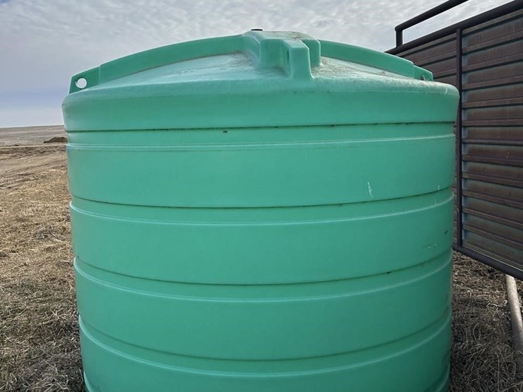 1550-poly-water-tank-image-6