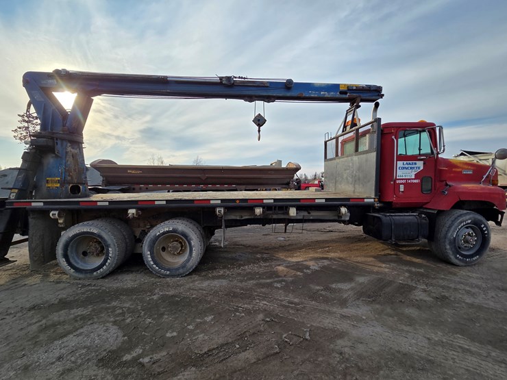 1998-international-paystar-5000-image-6