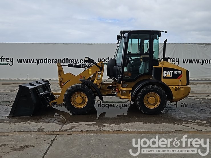 2016-caterpillar-907m-image-2