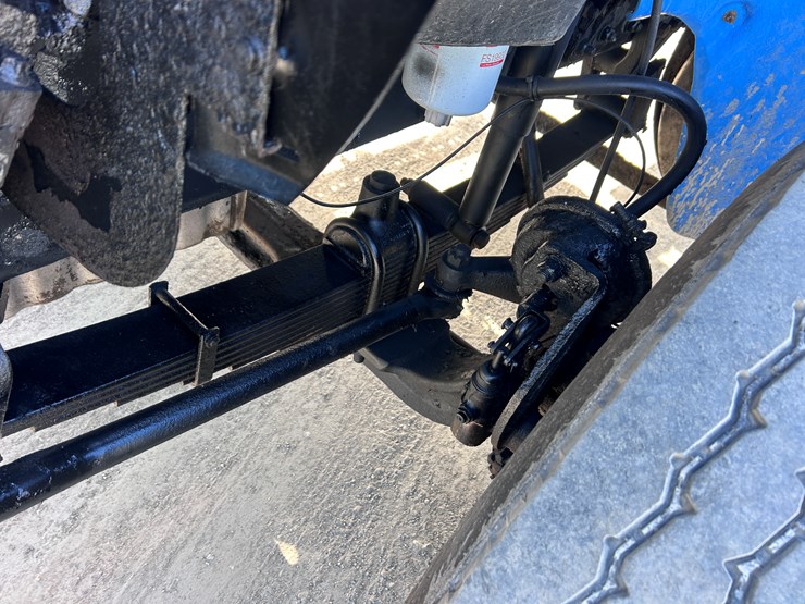 #1680-•-2003-freightliner-day-cab-truck-tractor-image-32