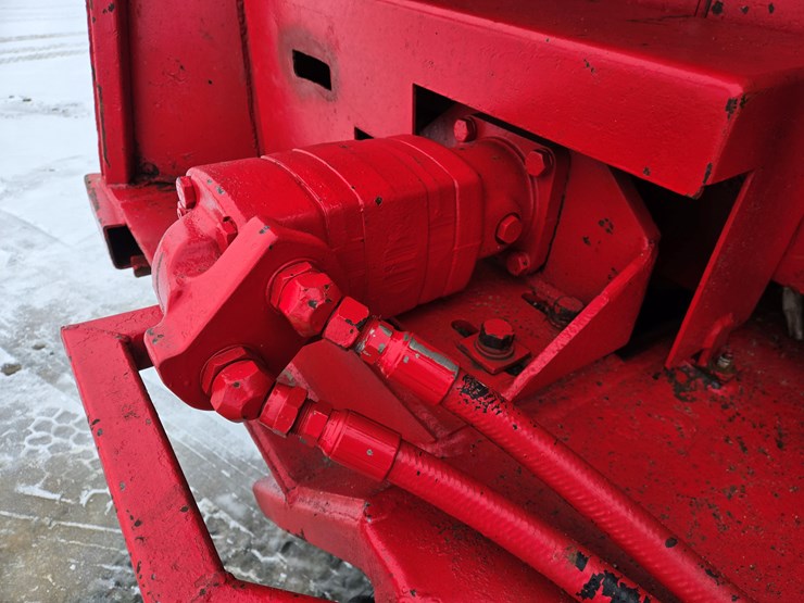 1994-massey-ferguson-8-image-49