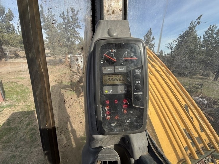 2002-john-deere-2054-image-38