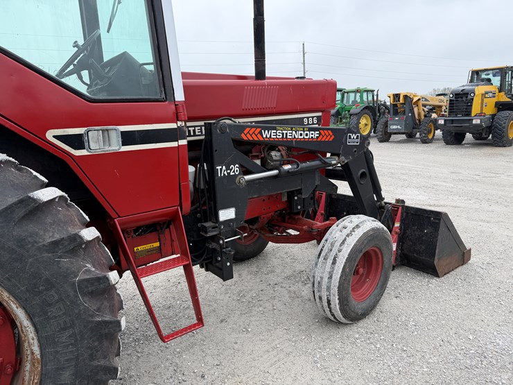 international-986-image-23