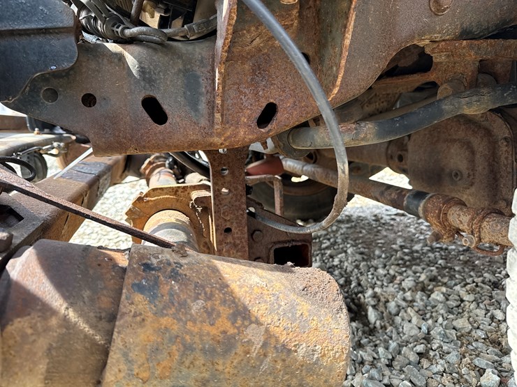 2011-ford-f350-image-23