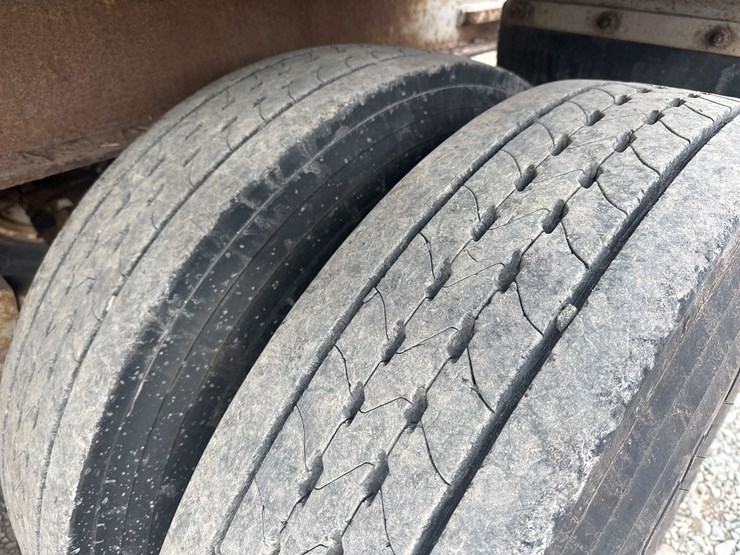 2008-massey-ferguson-8-image-35