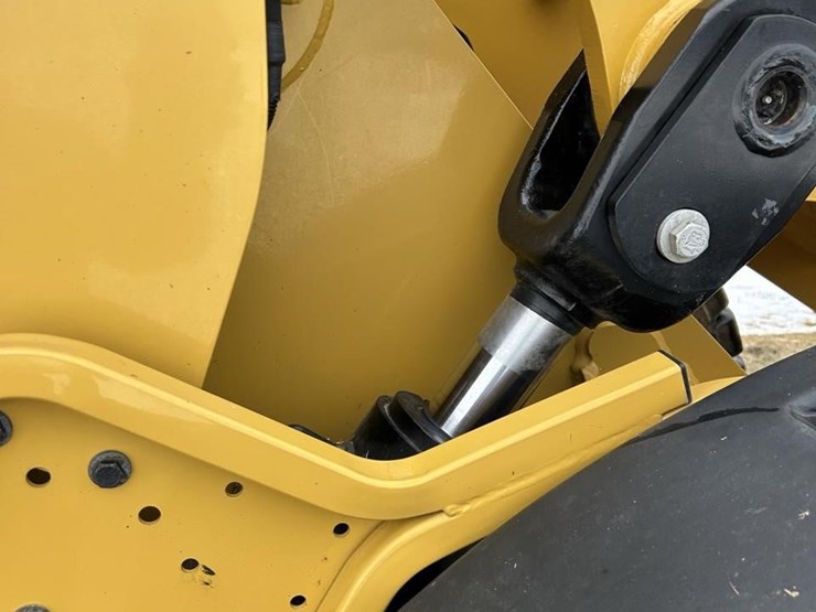 2016-caterpillar-930m-image-74