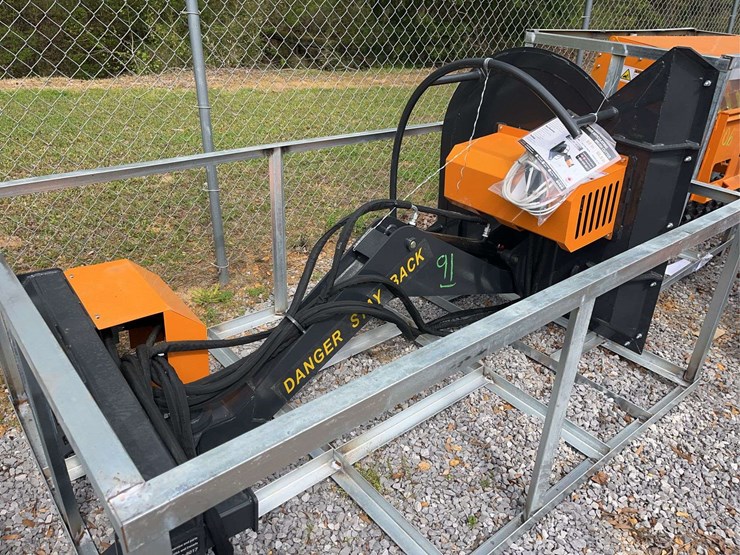 land-honor-articulating-brush-cutter-image-1