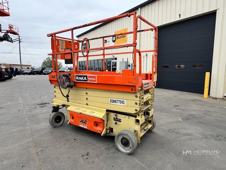 2018-jlg-3246es-image-1
