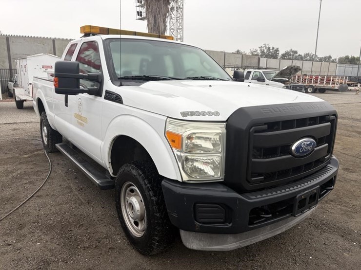 2011-ford-f250-image-2