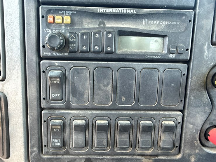 2002-international-4300-sba-image-39