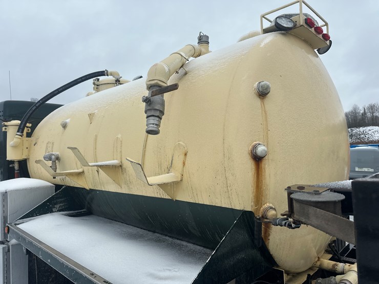 2008-kenworth-t370-image-21