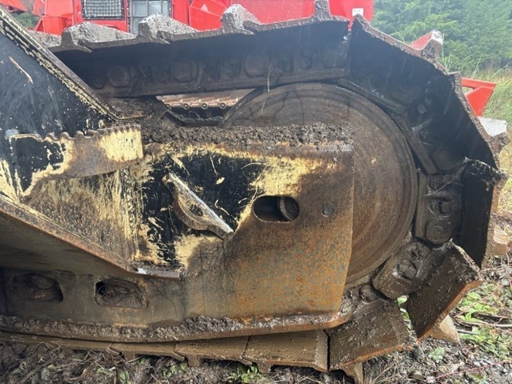 2017-tigercat-lx830d-image-14