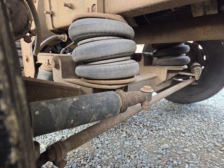 2006-massey-ferguson-8-image-38