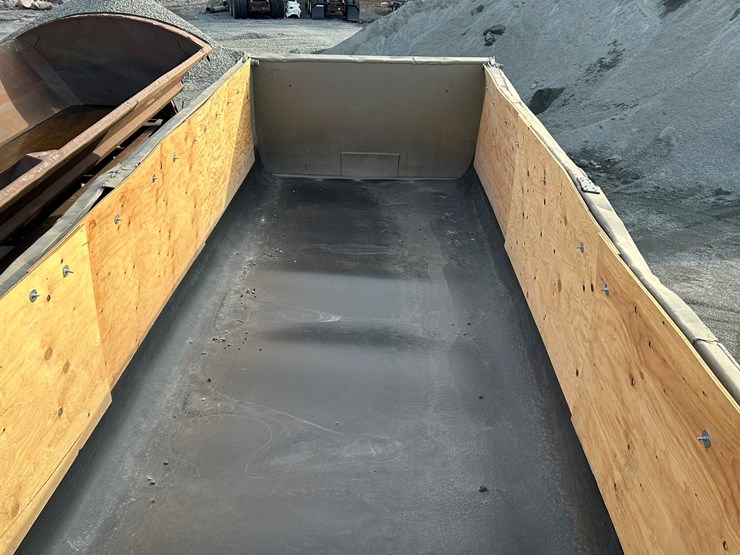 1995-axle-end-dump-image-38