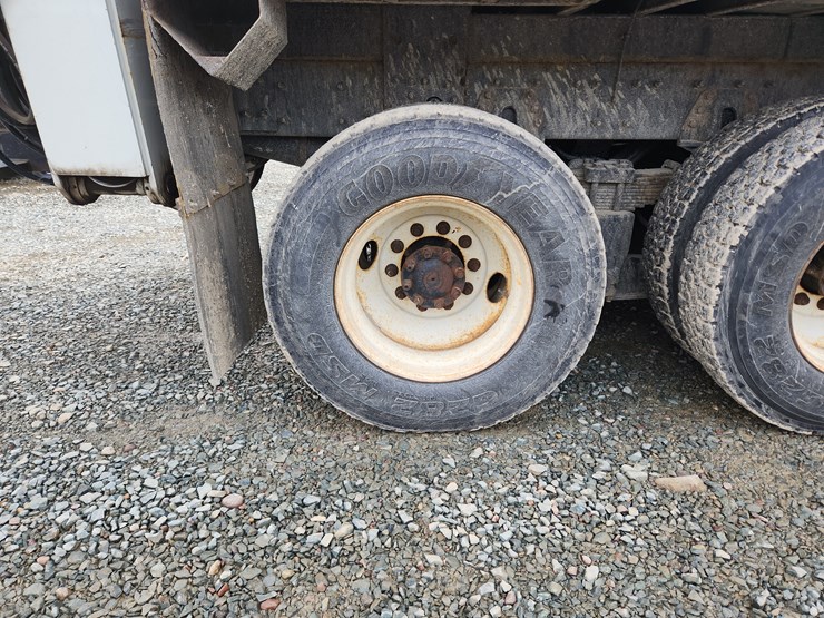 2008-international-workstar-7400-image-88