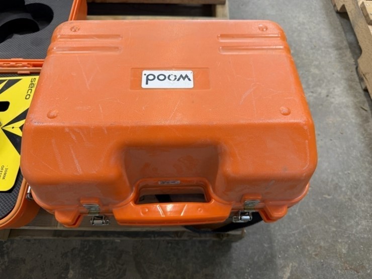 seco-surveying-prism-kit-image-4